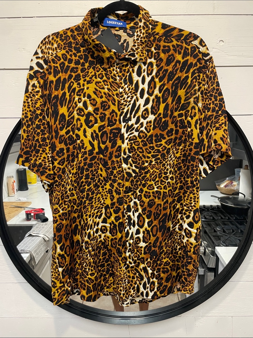 Men’s Large Leopard Snakeskin Print Button Down Shirt NWT I Never Worn